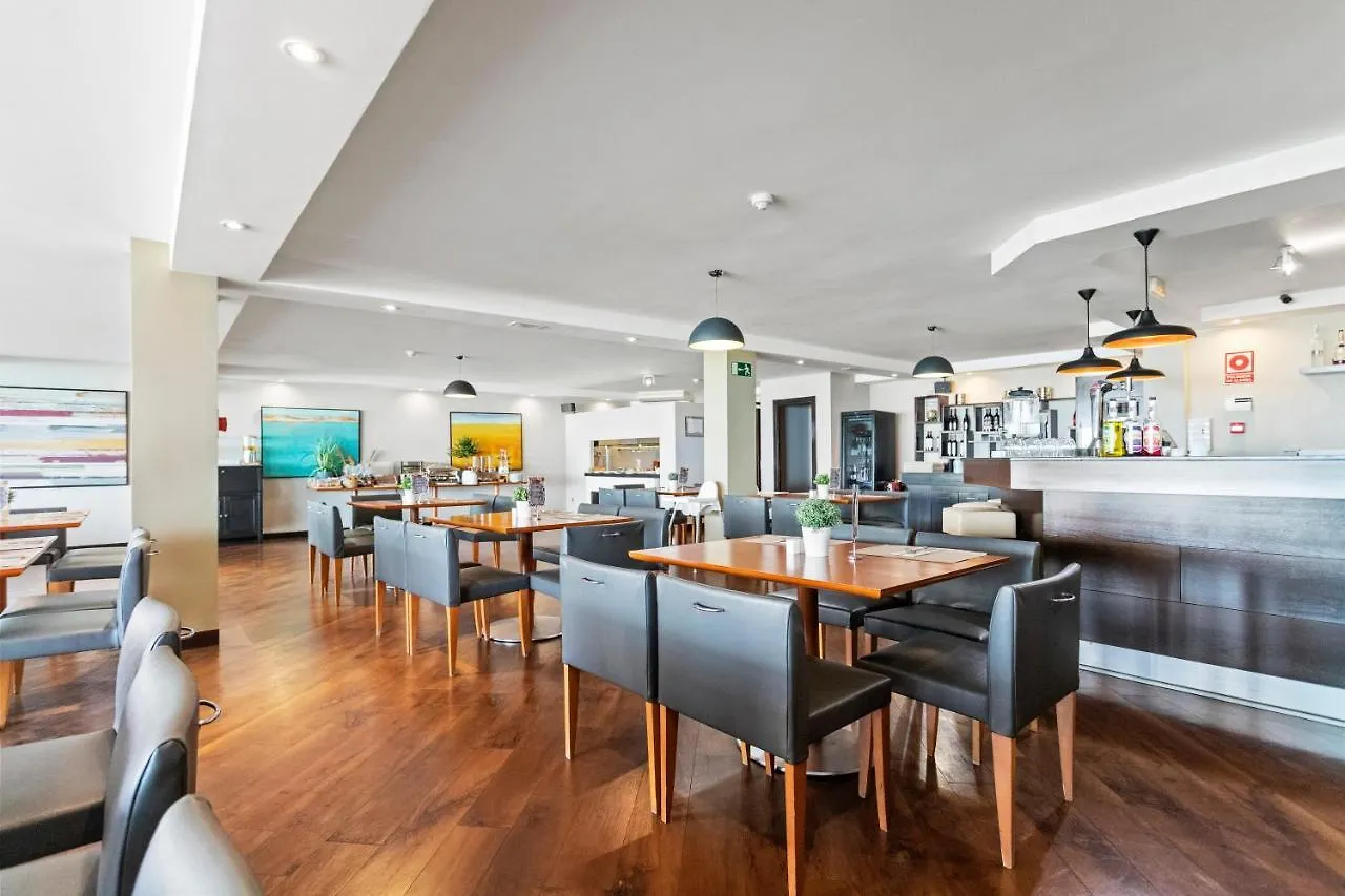 Wyndham Residences Costa Adeje מלון דירות אדחה