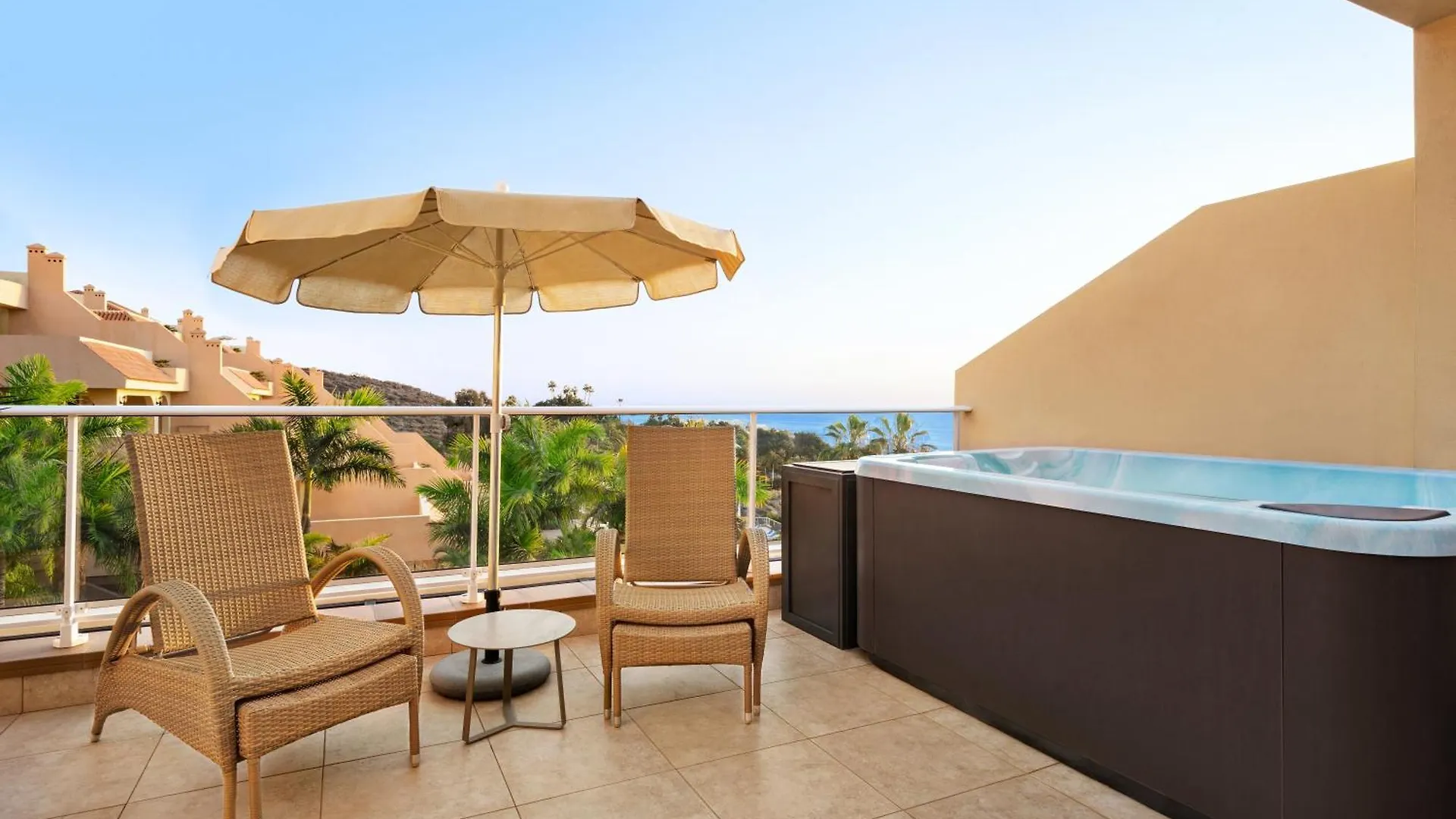 Wyndham Residences Costa Adeje Aparthotel