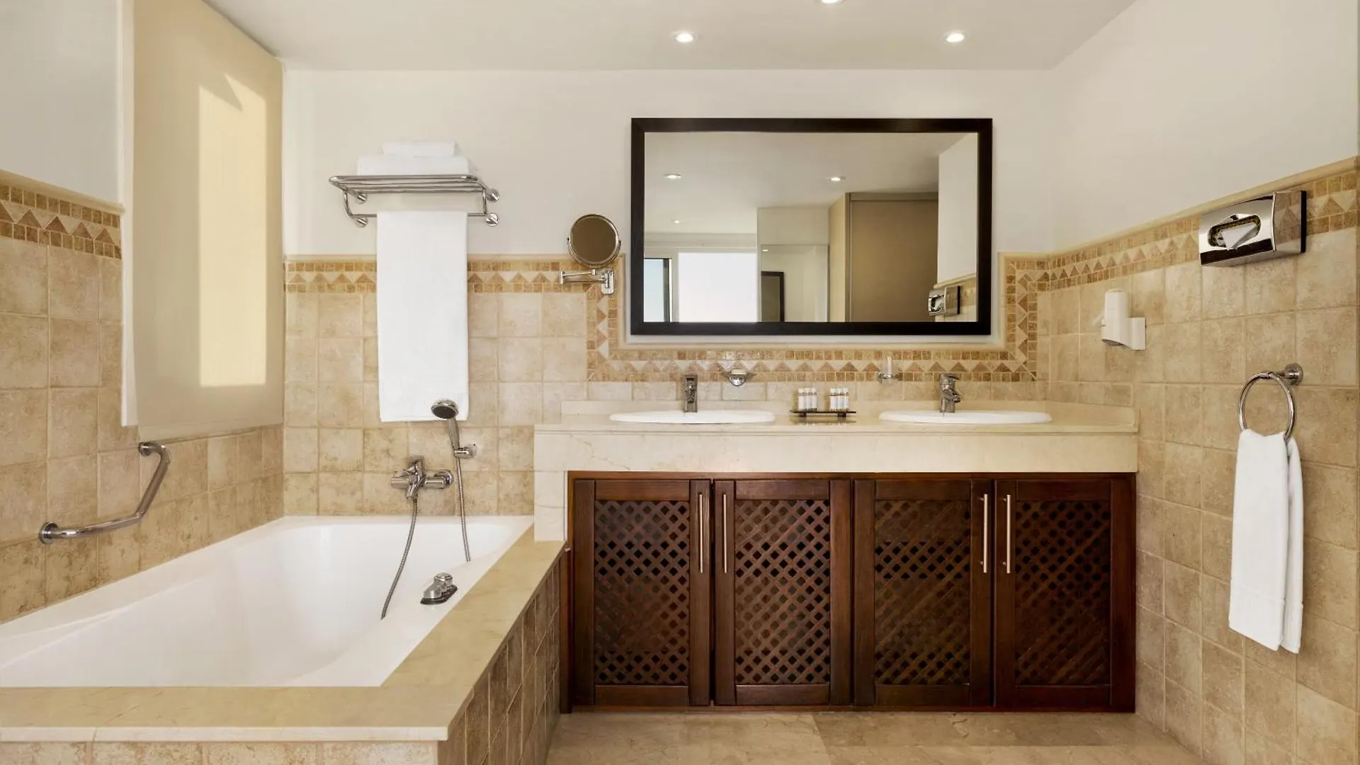 Aparthotel Wyndham Residences Costa Adeje